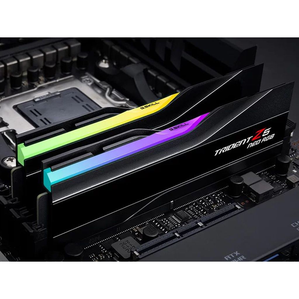 G.SKILL RAM DDR5 32GB Kit (2x 16GB) 6400MT/s CL32 1.40V, Trident Z5 Neo RGB AMD EXPO