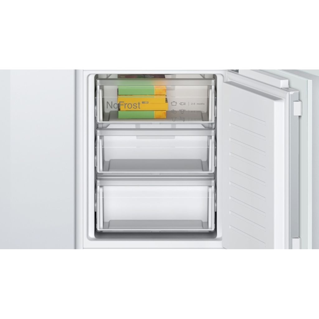 BOSCH Vgradni hladilnik z zamrzovalnikom spodaj KIN86VFE0 