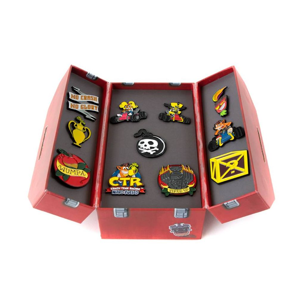 NUMSKULL priponke Official Crash Team Racing Nitro-Fueled Toolbox Pin Set