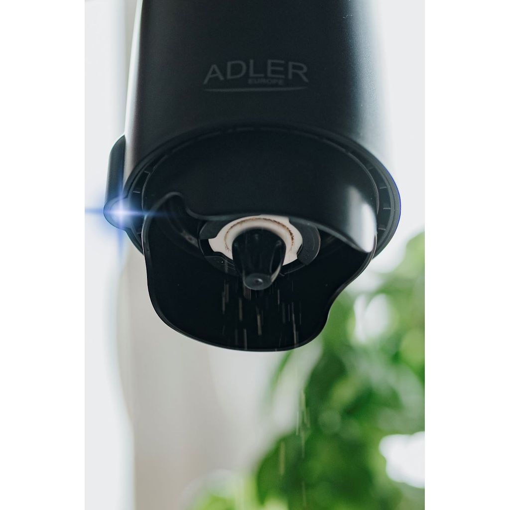 ADLER AD4449b Električni mlin za sol in poper -set 3brusilniki -USB črn