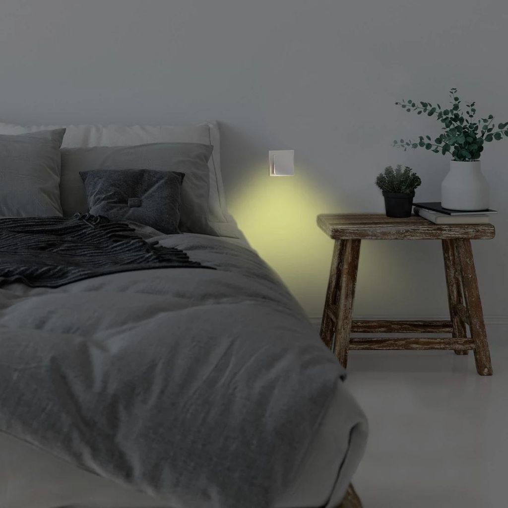 HAMA "DayNight Sensor" LED nočna lučka za vtičnico, nočni senzor, topla svetloba