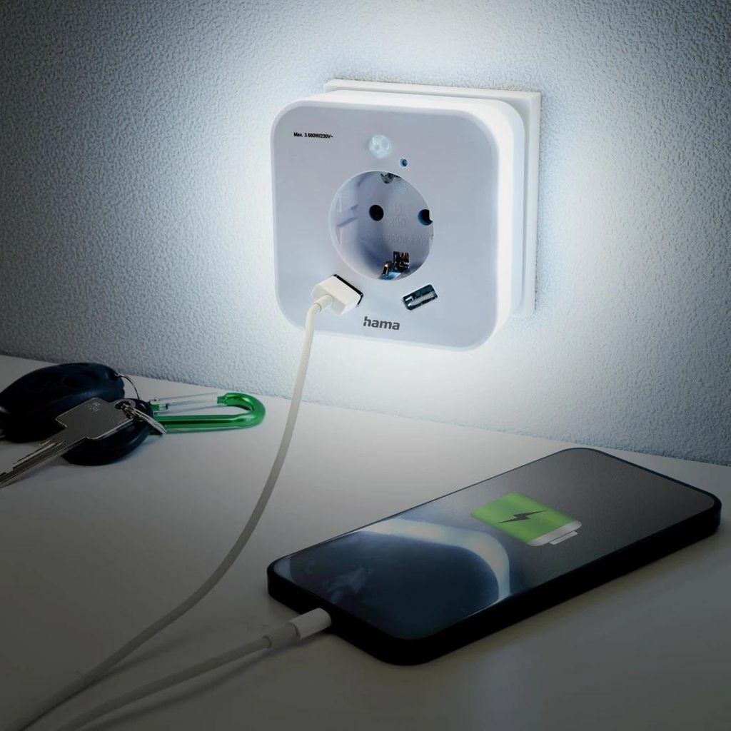 HAMA LED nočna lučka z vtičnico, 2 USB izhoda, senzor gibanja in svetlobe