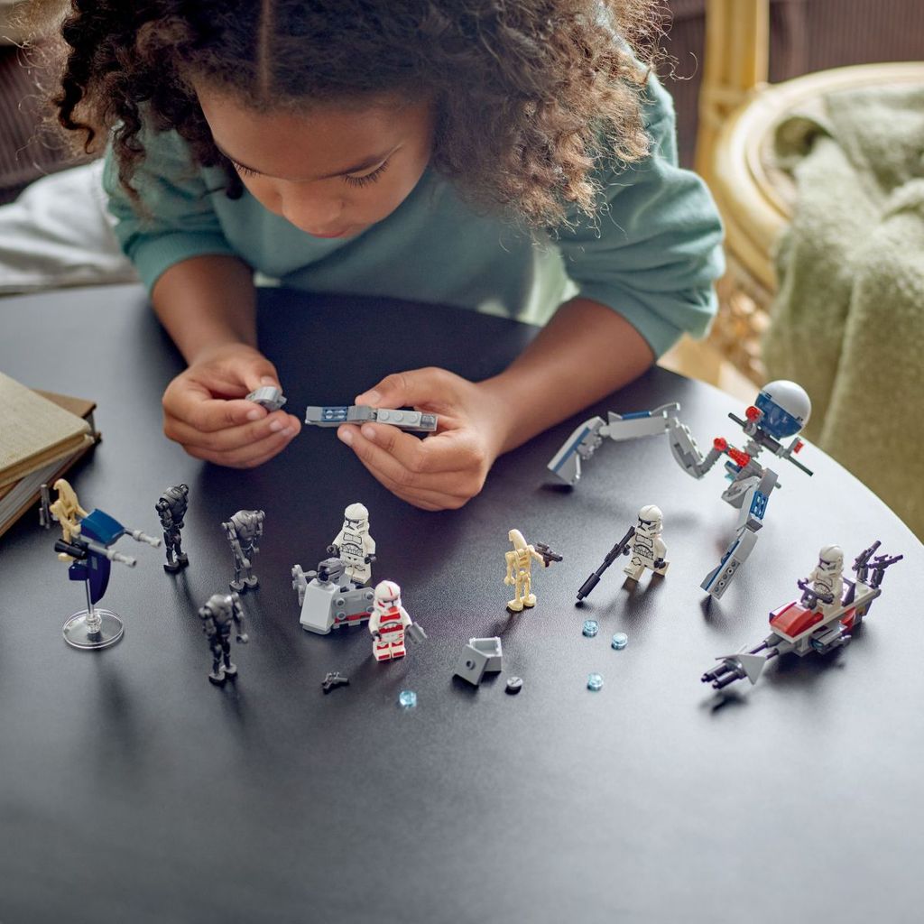 LEGO STAR WARS 75372 Bojni paket Klonski bojevnik™ in Bojni droid™