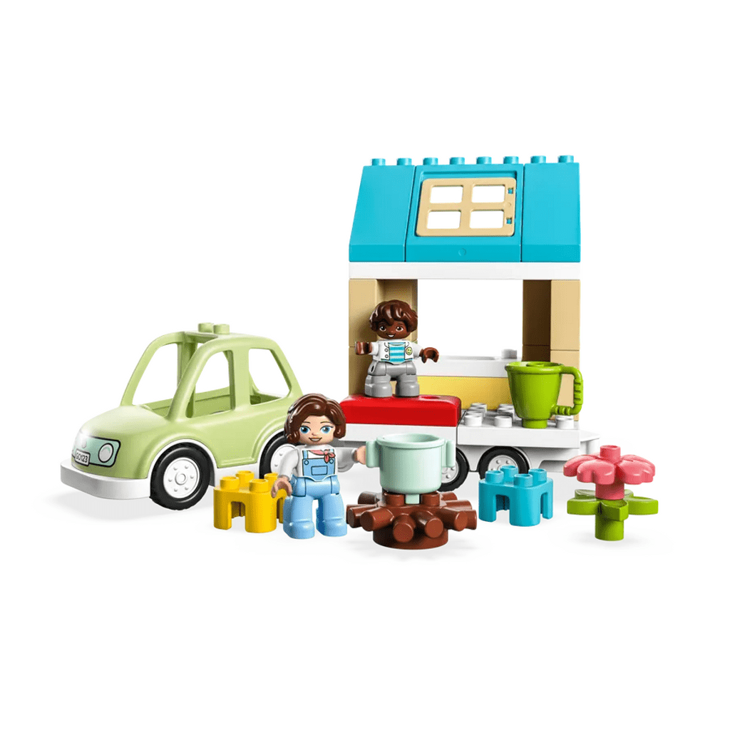 LEGO DUPLO družinska hiša na kolesih (10986)