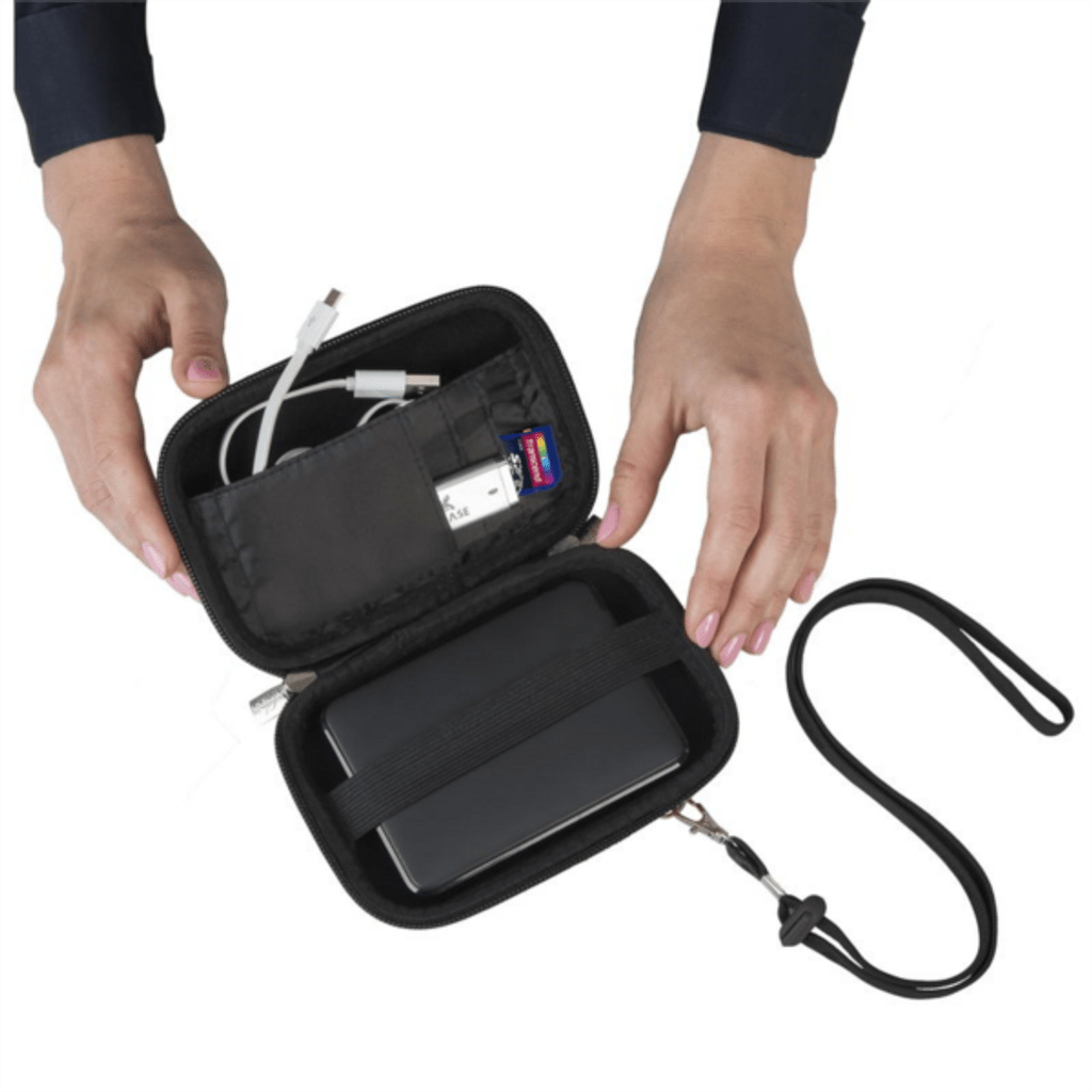 RIVACASE torbica za disk ali GPS 9101 - črna 